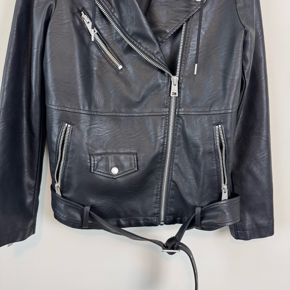 Levi’s Hoodie Faux Leather Moto Oversized Belted Jacket - Picture 7 of 12